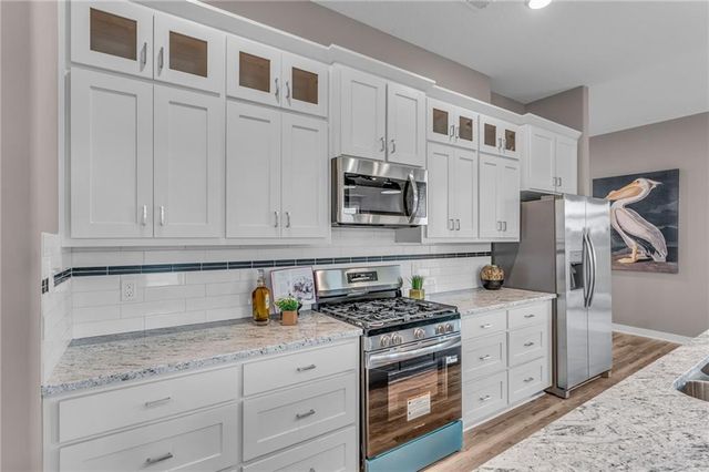 1006 Bluestem Circle, Baldwin City, KS 66006