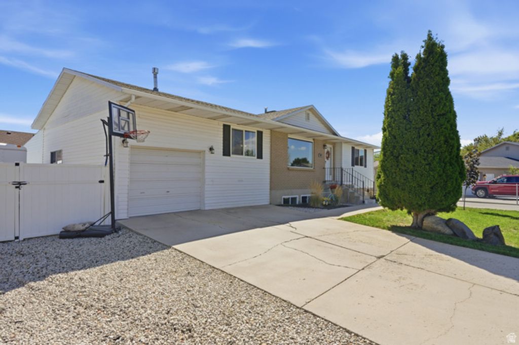 7587 S MARYLEBONE RD, West Jordan, UT 84084 — photo 3