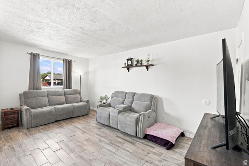 7587 S MARYLEBONE RD, West Jordan, UT 84084 — photo 4