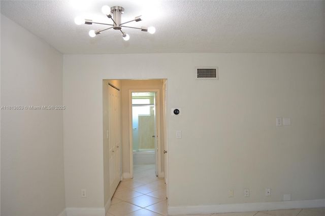 705 NE 2nd St 4, Hallandale Beach, FL 33009