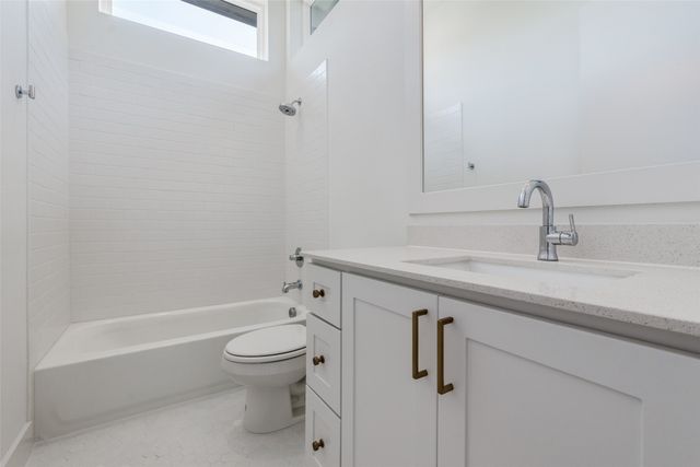 4718 Bryan Street 305, Dallas, TX 75204