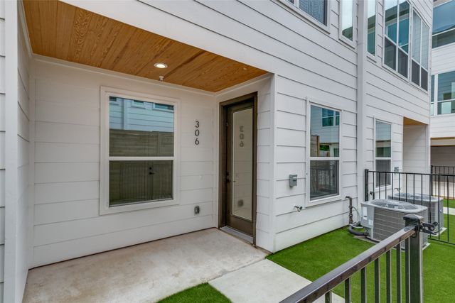 4718 Bryan Street 305, Dallas, TX 75204