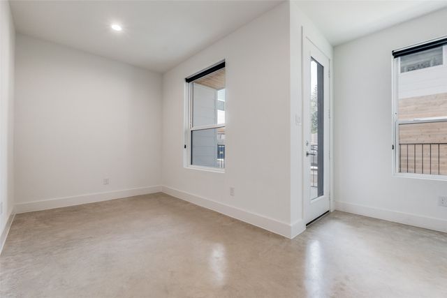 4718 Bryan Street 305, Dallas, TX 75204