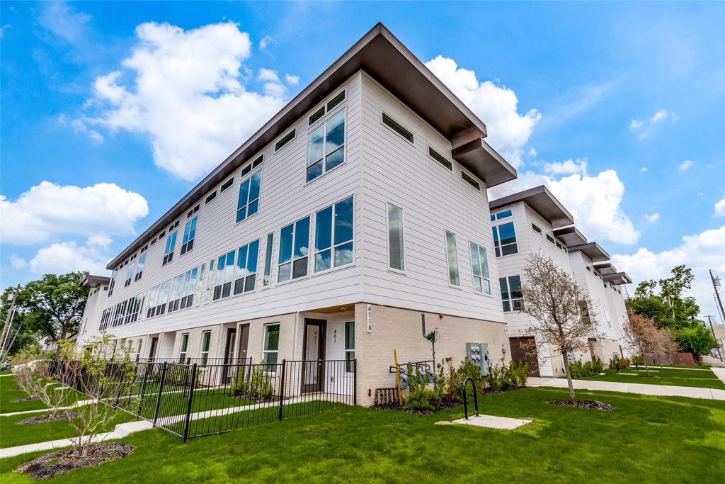 4718 Bryan Street 305, Dallas, TX 75204