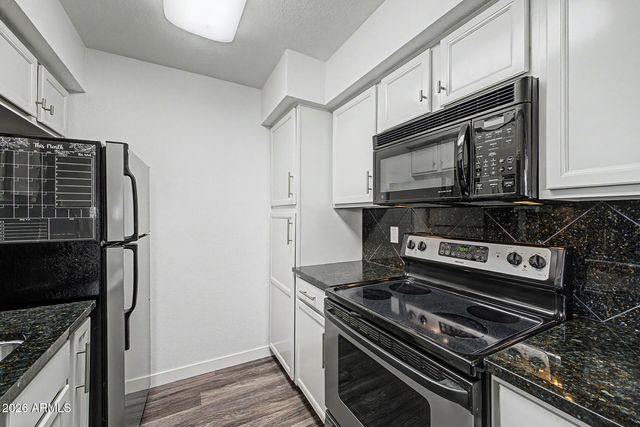 2625 E INDIAN SCHOOL Road 205, Phoenix, AZ 85016