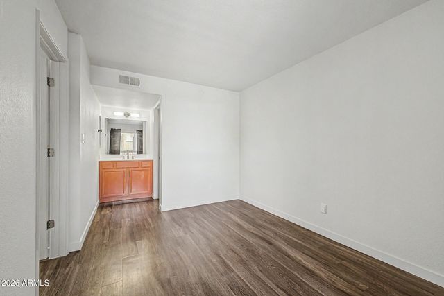 2625 E INDIAN SCHOOL Road 205, Phoenix, AZ 85016