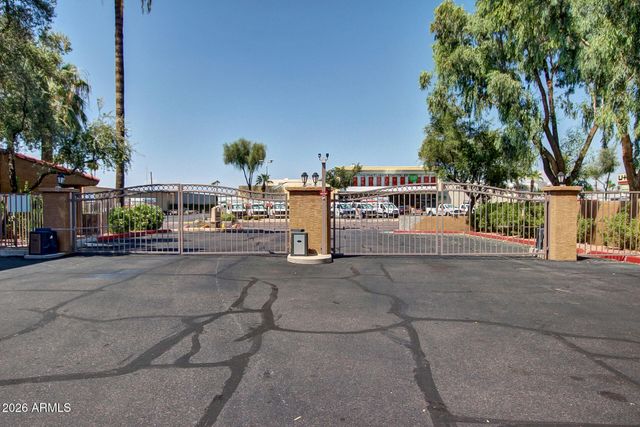2625 E INDIAN SCHOOL Road 205, Phoenix, AZ 85016