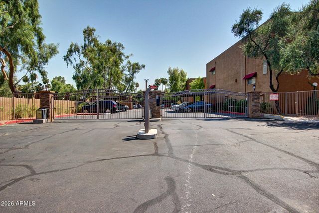 2625 E INDIAN SCHOOL Road 205, Phoenix, AZ 85016