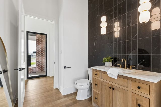 2016 Verona Drive, Weatherford, TX 76087