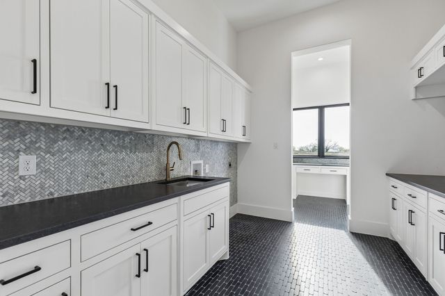 2016 Verona Drive, Weatherford, TX 76087