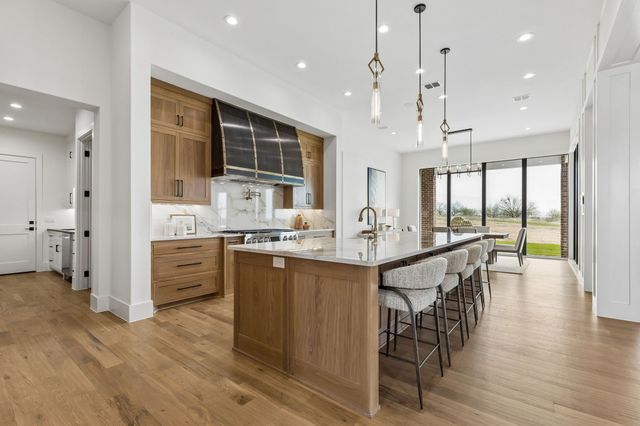 2016 Verona Drive, Weatherford, TX 76087