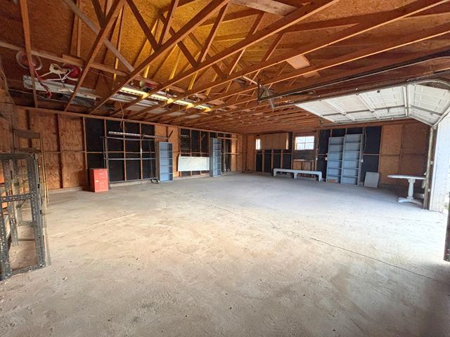 2528 La Vega Drive SW, Albuquerque, NM 87105