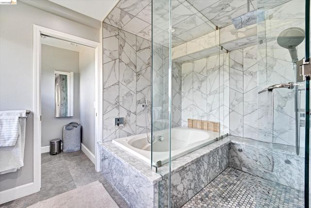 11550 Skyline Blvd, Oakland, CA 94619