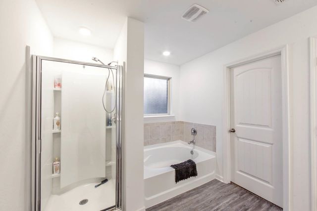 23136 Planters Dr, Vacherie, LA 70090