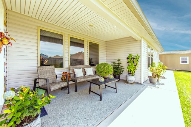 23136 Planters Dr, Vacherie, LA 70090