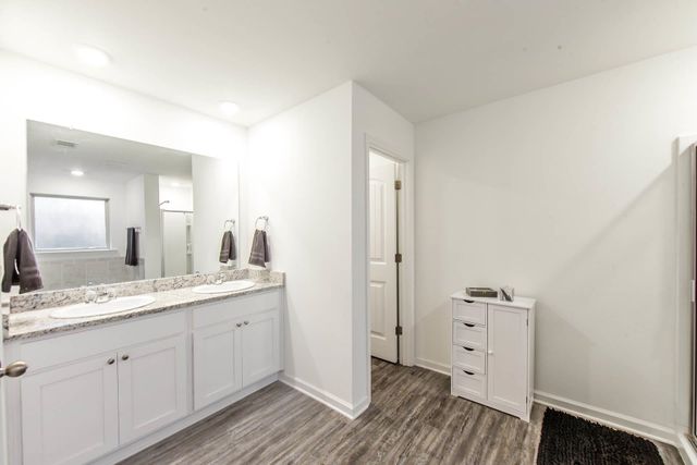 23136 Planters Dr, Vacherie, LA 70090