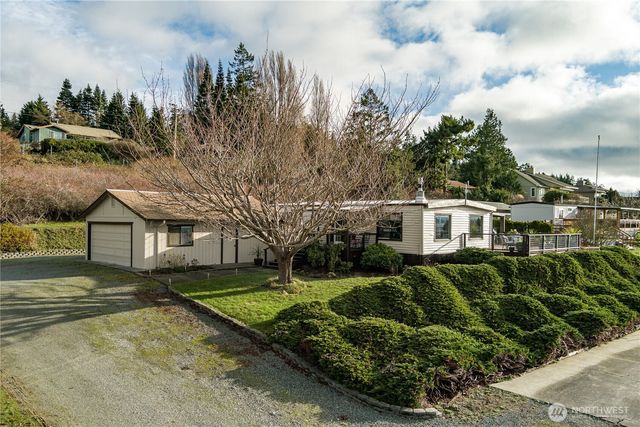 4901 Thistle Lane, Freeland, WA 98249