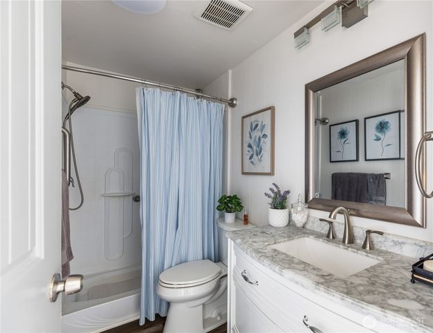 4901 Thistle Lane, Freeland, WA 98249