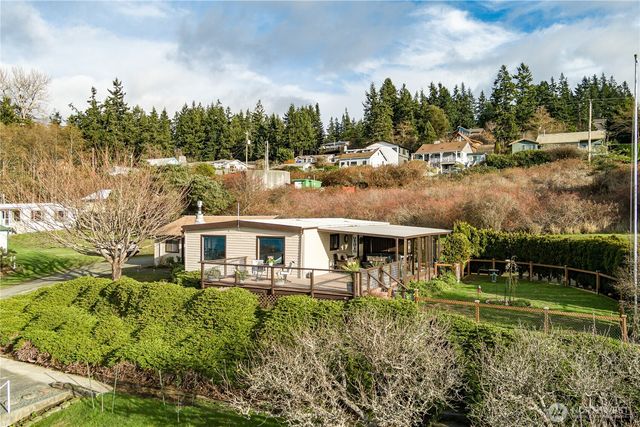 4901 Thistle Lane, Freeland, WA 98249