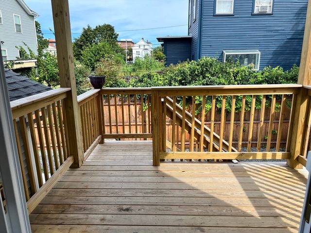 561 Potters Ave, Providence, RI 02907