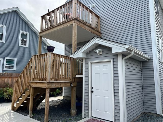 561 Potters Ave, Providence, RI 02907