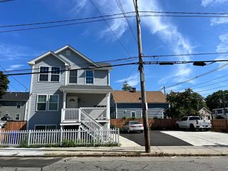 561 Potters Ave, Providence, RI 02907