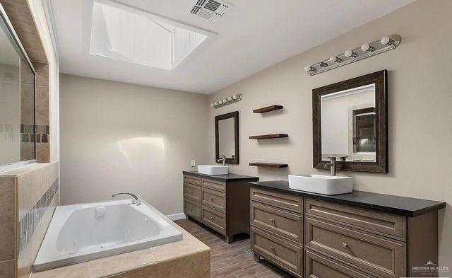 716 E Palm Valley E Drive, Harlingen, TX 78552