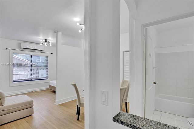 1656 Polk St 6, Hollywood, FL 33020