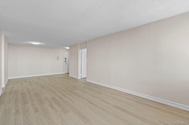 152-18 Union Turnpike 12R, Flushing, NY 11367