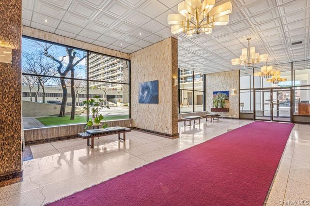 152-18 Union Turnpike 12R, Flushing, NY 11367