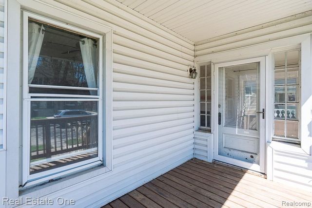 40 Moser Place, Mount Clemens, MI 48043