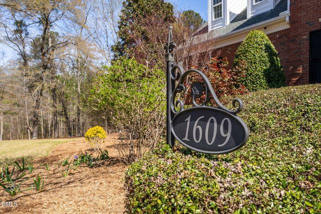 1609 Holland Road, Fuquay Varina, NC 27526
