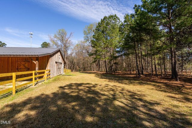 1609 Holland Road, Fuquay Varina, NC 27526