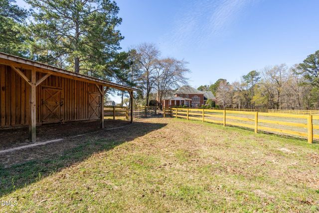 1609 Holland Road, Fuquay Varina, NC 27526