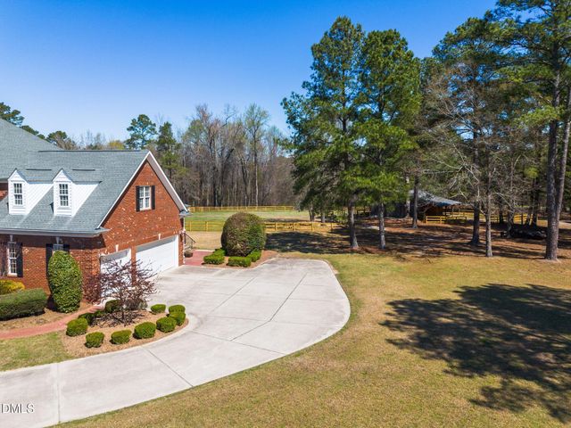 1609 Holland Road, Fuquay Varina, NC 27526