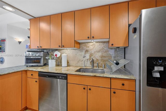 801 Meridian Ave PHB, Miami Beach, FL 33139