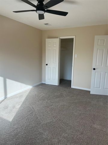 8023 Carmel Circle, Houston, TX 77095