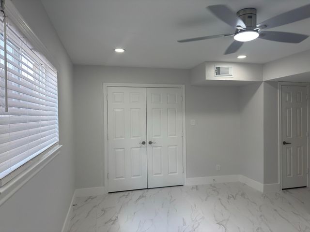 14333 Memorial Drive 36, Houston, TX 77079