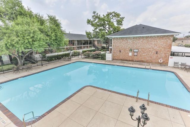 14333 Memorial Drive 36, Houston, TX 77079
