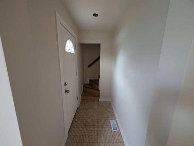 654 E 92nd Place, Chicago, IL 60619