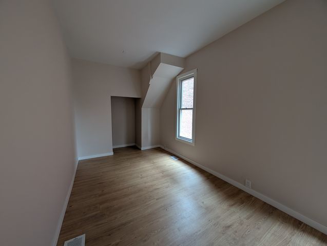 654 E 92nd Place, Chicago, IL 60619