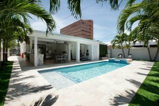 3675 SW 26th St, Miami, FL 33133