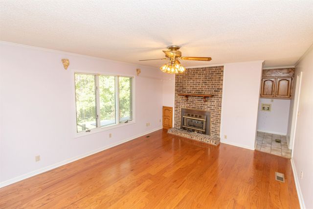 651 PINE ST, Adamsville, TN 38310