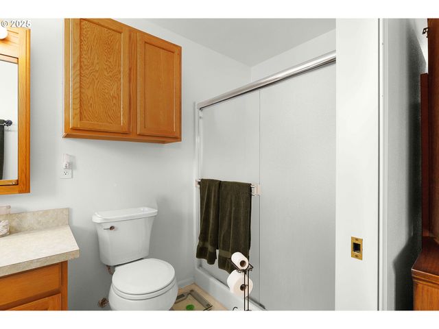 178 DOVETAIL Ln, Sutherlin, OR 97479