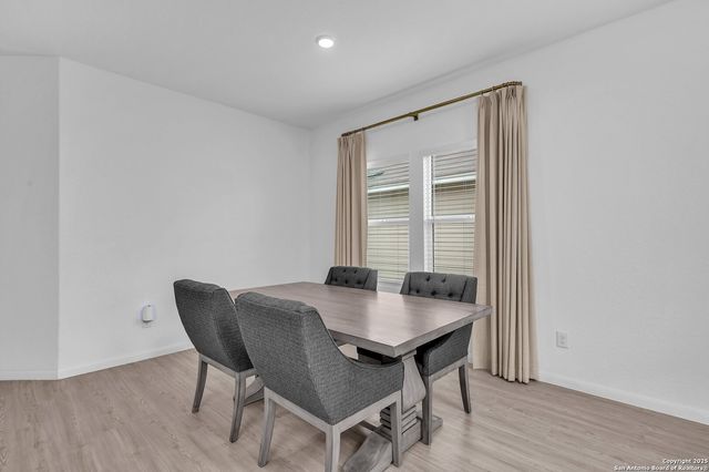 13724 Barn Door, San Antonio, TX 78252
