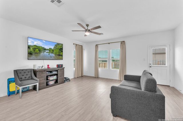 13724 Barn Door, San Antonio, TX 78252