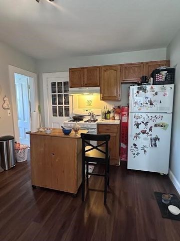 29 Mckenn St. 1B, Waltham, MA 02453