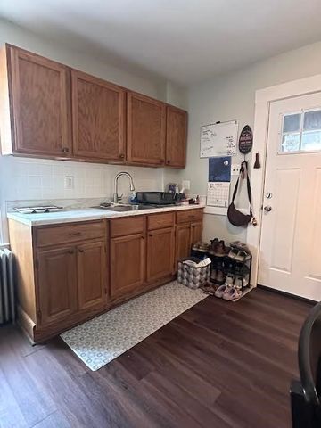 29 Mckenn St. 1B, Waltham, MA 02453
