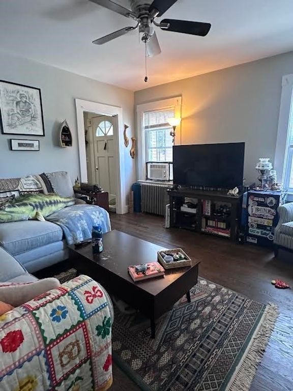 29 Mckenn St. 1B, Waltham, MA 02453