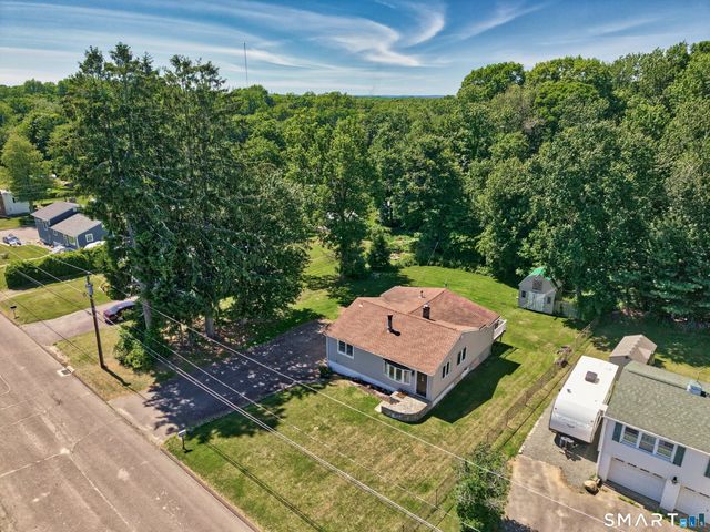 12 Knapp Drive, Prospect, CT 06712